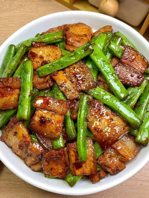 饭堂鱼香肉丝做法_饭店做鱼香肉丝视频-第1张图片-后鲨美食