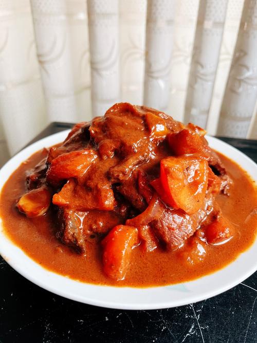  西红柿青椒炒牛肉做法，西红柿青椒炒牛肉做法视频-第4张图片-后鲨美食