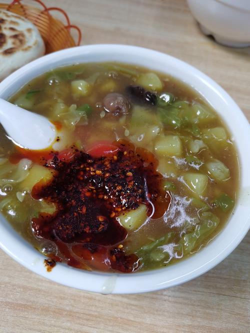 肉丸胡辣汤的做法和配料窍门-肉丸胡辣汤料配方28种?-第4张图片-后鲨美食 肉丸胡辣汤的做法和配料窍门-肉丸胡辣汤料配方28种?-第4张图片-后鲨美食