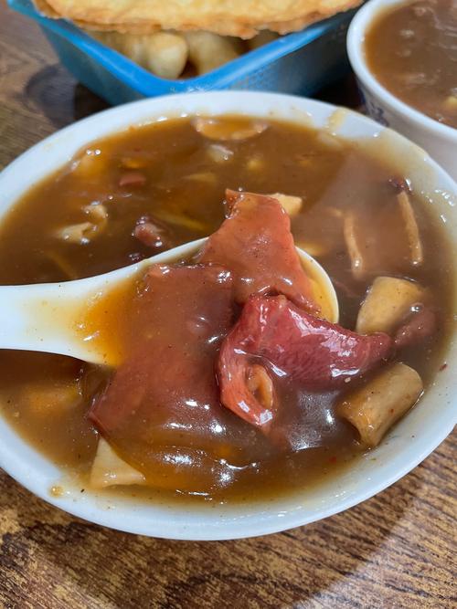 家常牛肉胡辣汤的做法_牛肉胡辣汤功效与作用-第4张图片-后鲨美食 家常牛肉胡辣汤的做法_牛肉胡辣汤功效与作用-第4张图片-后鲨美食