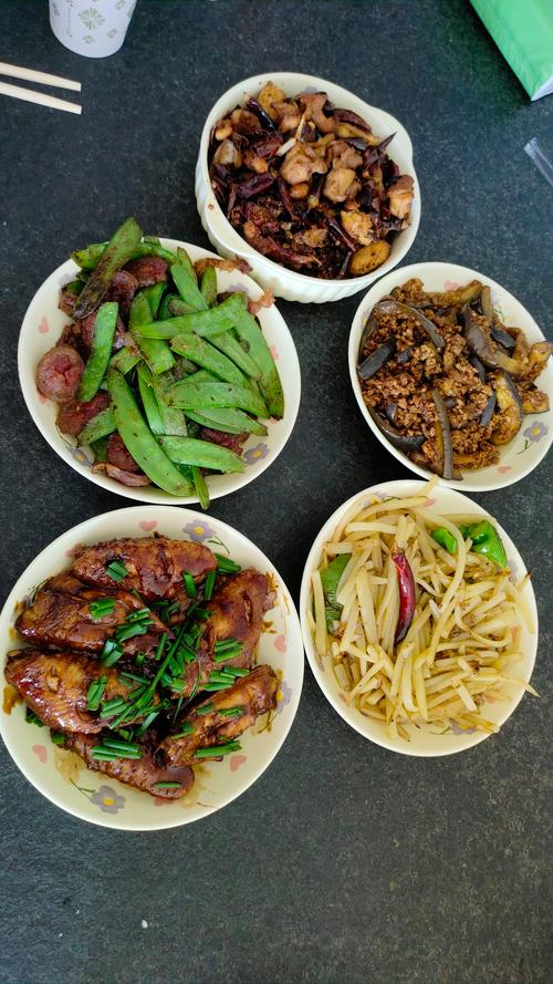 鱼香肉丝的做法苹果_鱼香肉丝家庭-第5张图片-后鲨美食 鱼香肉丝的做法苹果_鱼香肉丝家庭-第5张图片-后鲨美食