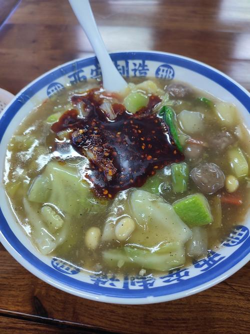 肉丸胡辣汤做法分享_肉丸胡辣汤的功效与作用