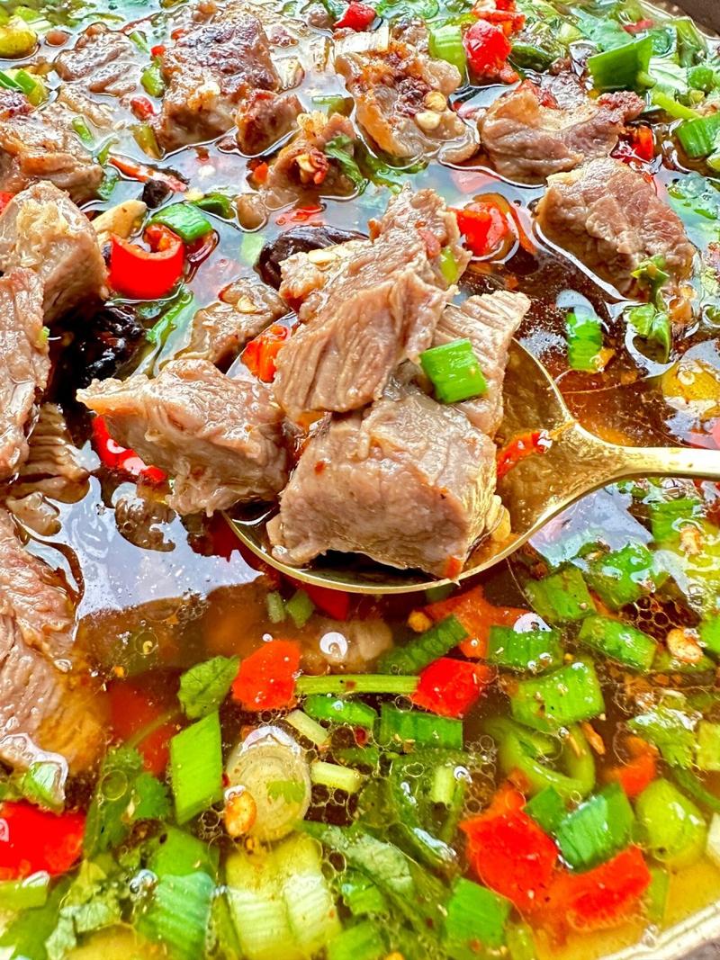 青椒炒牛肉做法云南,青椒炒牛肉的做法视频-第3张图片-后鲨美食 青椒炒牛肉做法云南,青椒炒牛肉的做法视频-第3张图片-后鲨美食