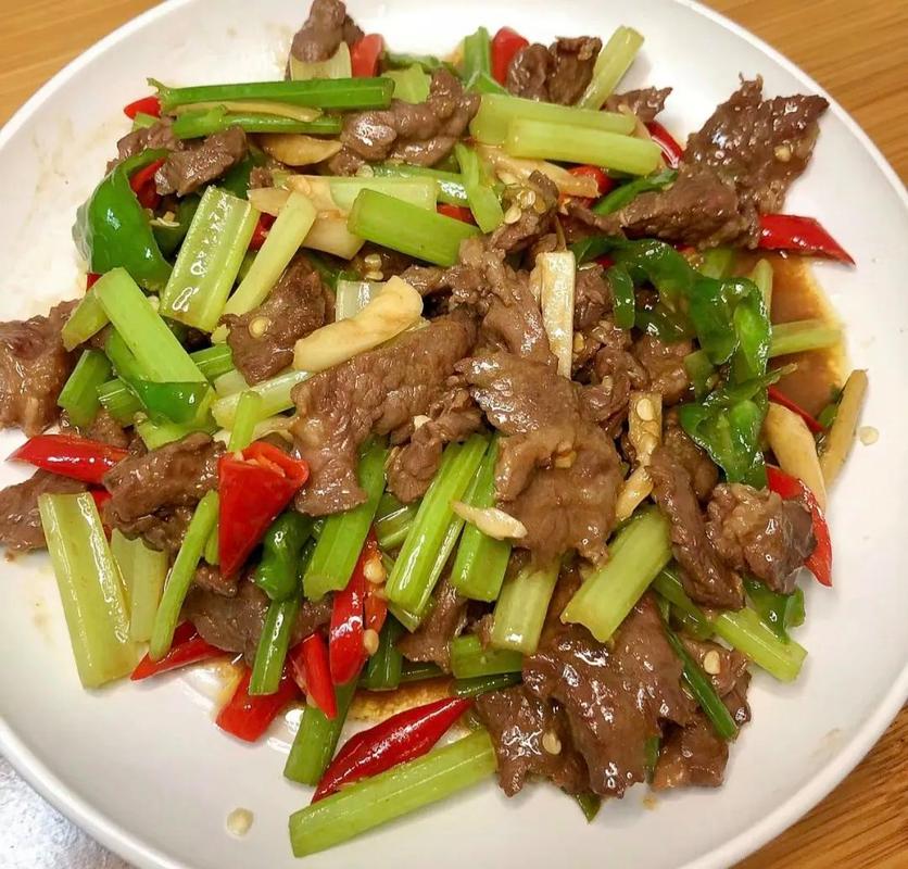 减脂青椒胡萝卜炒牛肉做法_青椒胡萝卜炒肉片的做法窍门-第5张图片-后鲨美食 减脂青椒胡萝卜炒牛肉做法_青椒胡萝卜炒肉片的做法窍门-第5张图片-后鲨美食