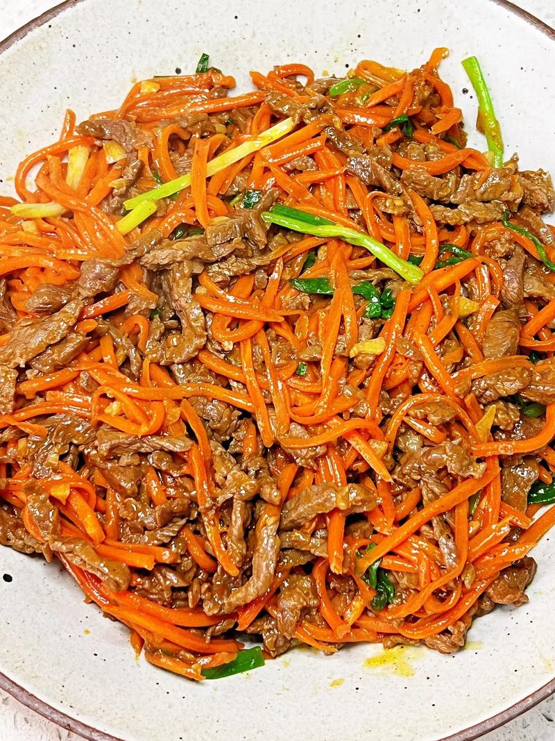 萝卜青椒炒牛肉做法-青椒萝卜炒肉怎么做?-第4张图片-后鲨美食 萝卜青椒炒牛肉做法-青椒萝卜炒肉怎么做?-第4张图片-后鲨美食
