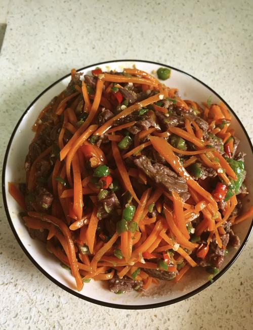 萝卜青椒炒牛肉做法-青椒萝卜炒肉怎么做?-第5张图片-后鲨美食 萝卜青椒炒牛肉做法-青椒萝卜炒肉怎么做?-第5张图片-后鲨美食