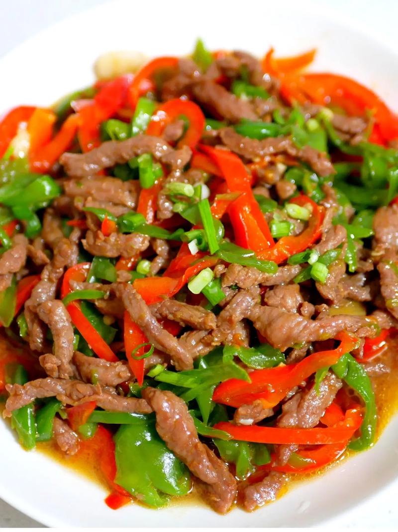 砂锅青椒炒牛肉做法,青椒烧牛肉怎么烧-第3张图片-后鲨美食 砂锅青椒炒牛肉做法,青椒烧牛肉怎么烧-第3张图片-后鲨美食