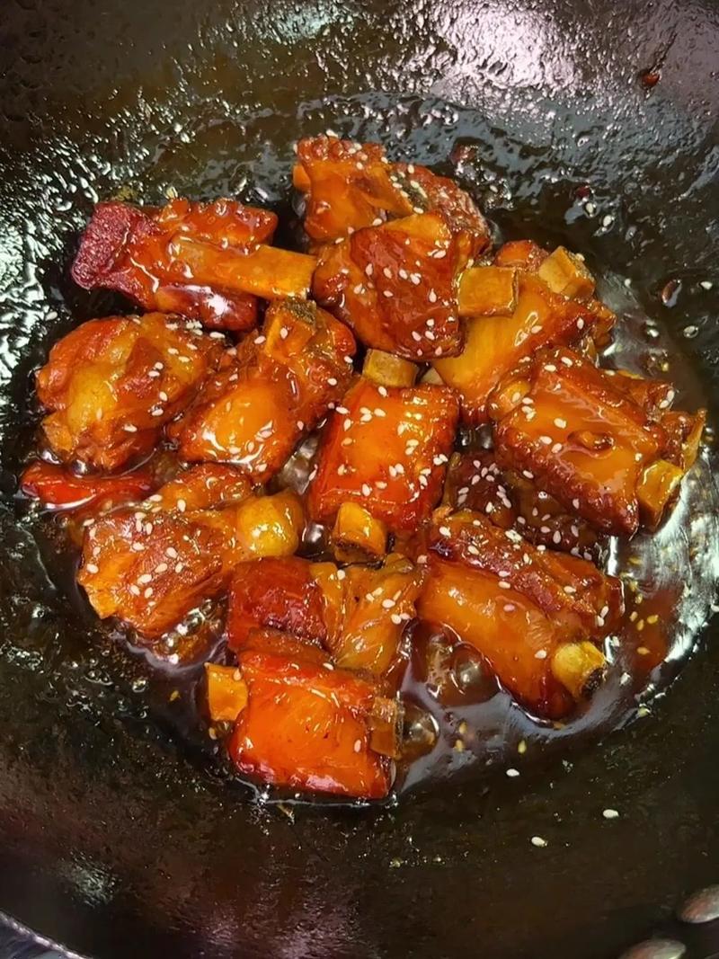  正宗糖醋排骨做法油炸视频，糖醋排骨的做法家常做法油炸版