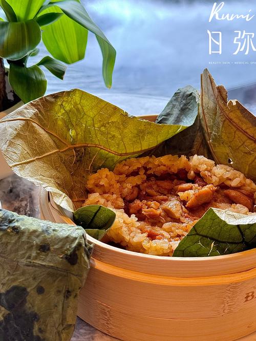  荷叶糯米鸡的做法，荷叶糯米鸡的做法视频教程