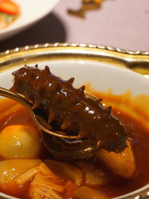 佛跳墙鲍翅的做法,鲍鱼佛跳墙-第5张图片-后鲨美食 佛跳墙鲍翅的做法,鲍鱼佛跳墙-第5张图片-后鲨美食