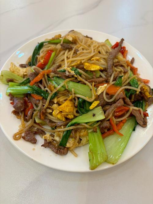 粉丝青椒炒牛肉做法-牛肉粉丝青菜的做法窍门?-第2张图片-后鲨美食 粉丝青椒炒牛肉做法-牛肉粉丝青菜的做法窍门?-第2张图片-后鲨美食